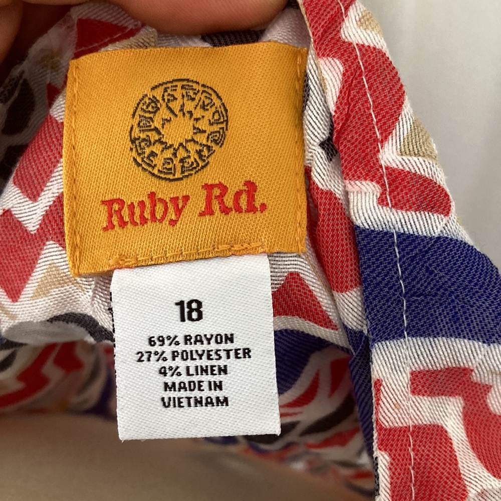 Ruby Rd. Spring Shirt - Picture 2 of 2